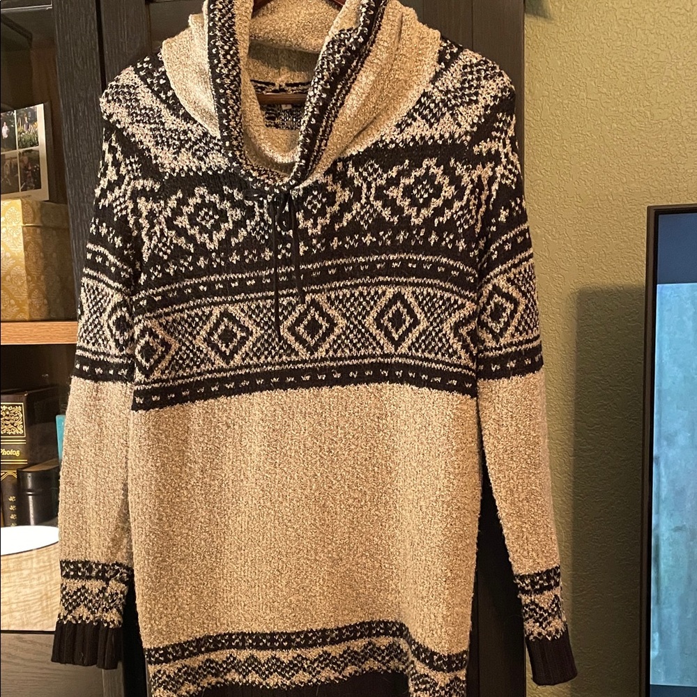 Maurices Black and Cream Turtleneck Sweater